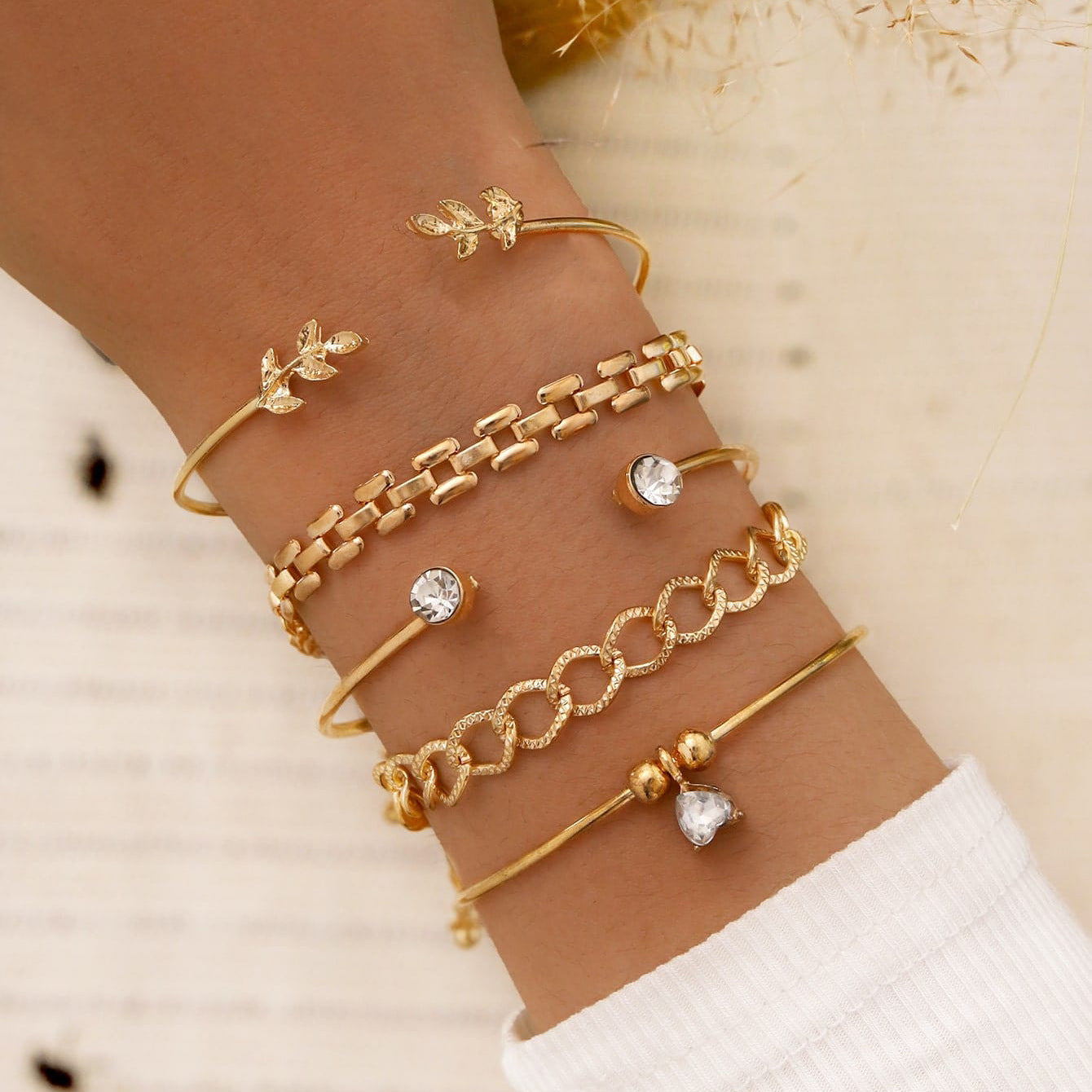 Ensemble de 5 bracelets de perles tendance pour femmes