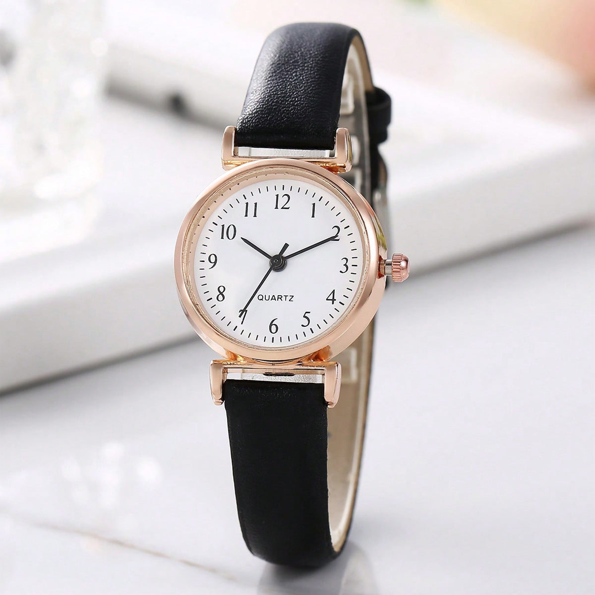 Coffret bracelet cœur et montre à quartz pour femme