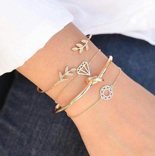 4 Sets of Women Bracelets